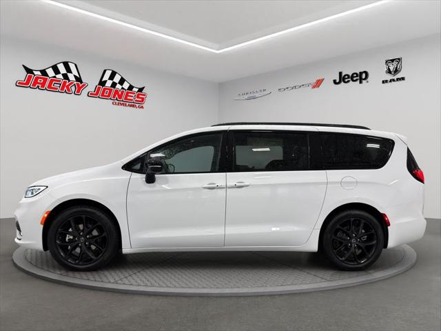 2026 Chrysler Pacifica PACIFICA SELECT