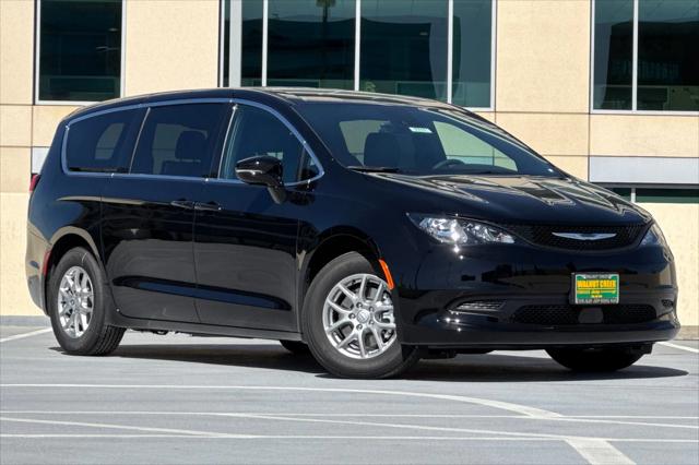 2026 Chrysler Voyager VOYAGER LX