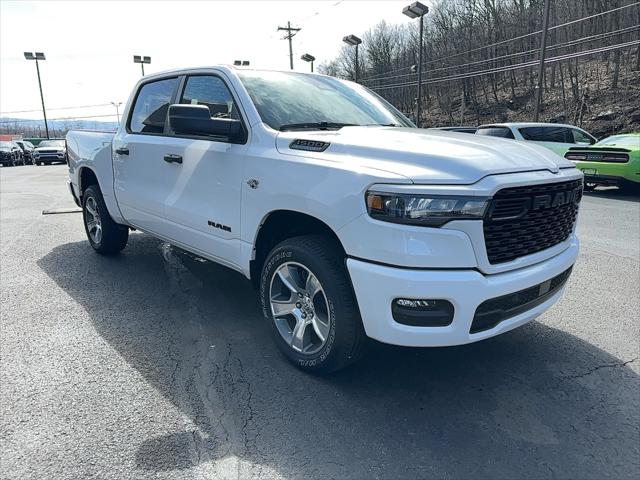 2026 Ram 1500 Express Crew Cab 4x4 57 Box