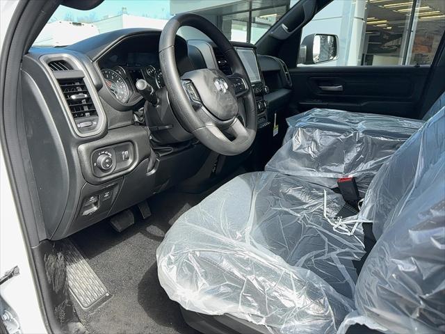 2026 Ram 1500 Express Crew Cab 4x4 57 Box