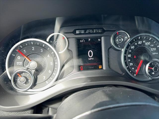 2026 Ram 1500 Express Crew Cab 4x4 57 Box