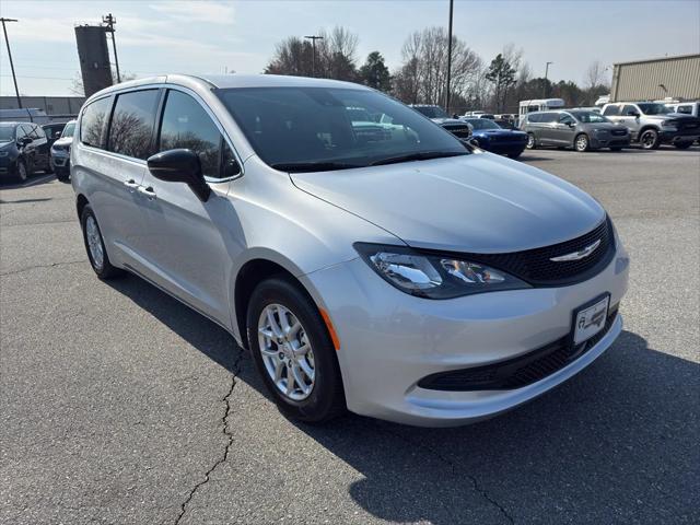 2026 Chrysler Voyager VOYAGER LX