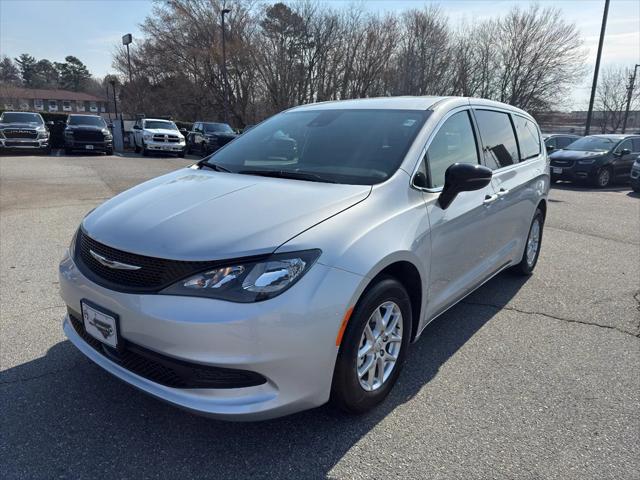 2026 Chrysler Voyager VOYAGER LX