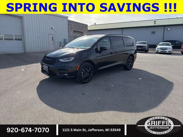 2026 Chrysler Pacifica PACIFICA SELECT AWD