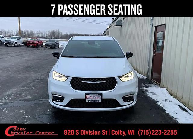 2026 Chrysler Pacifica PACIFICA SELECT AWD