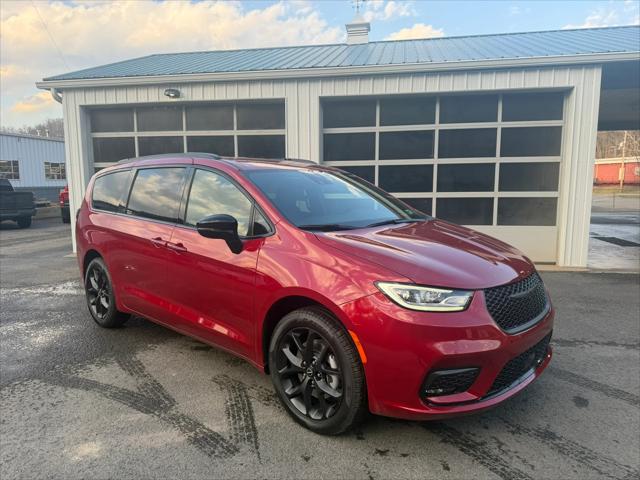 2026 Chrysler Pacifica PACIFICA SELECT AWD