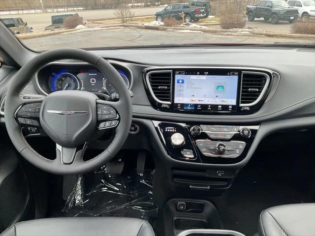 2026 Chrysler Pacifica PACIFICA SELECT AWD