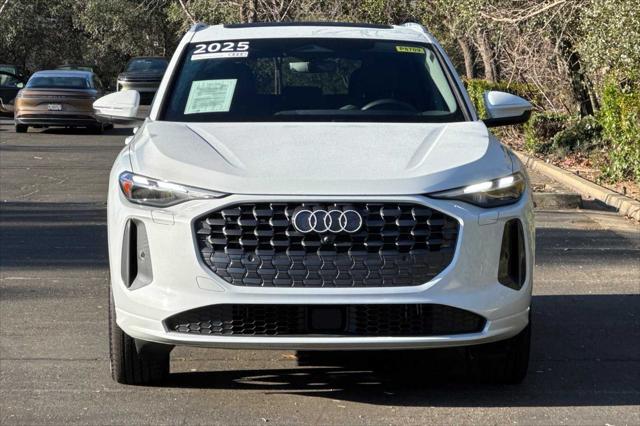 2025 Audi Q5 Premium TFSI quattro S tronic