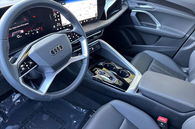 2025 Audi Q5 Premium TFSI quattro S tronic