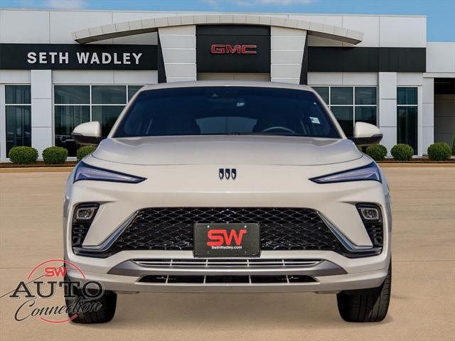 2025 Buick NV Avenir FWD