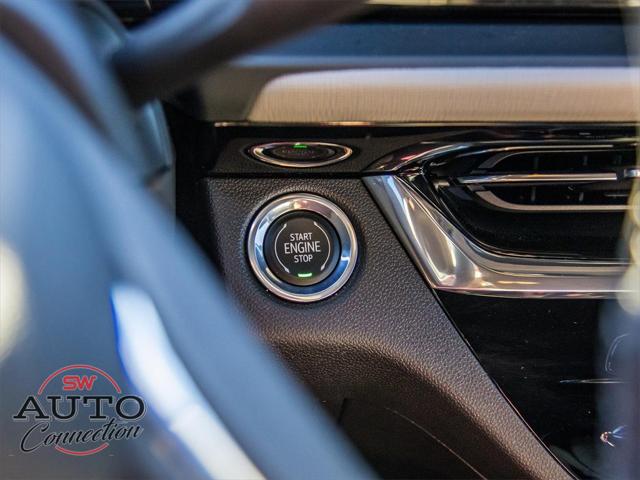 2025 Buick NV Avenir FWD