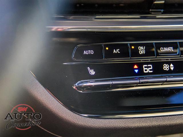 2025 Buick NV Avenir FWD