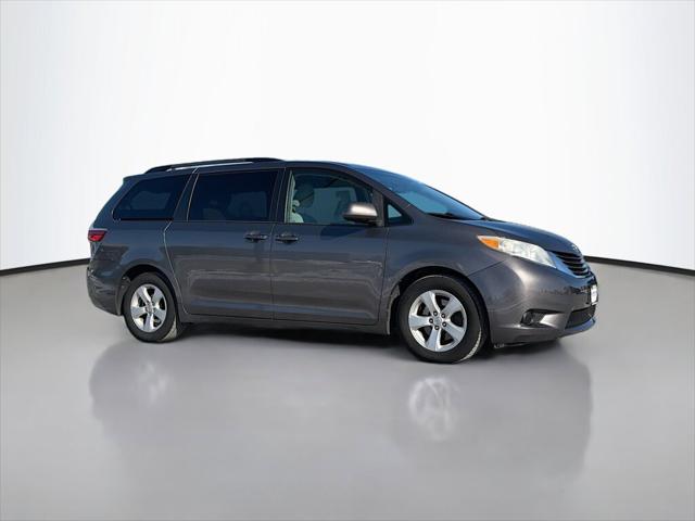 2015 Toyota Sienna LE 8 Passenger 2015 Toyota Sienna LE 8 Passenger
