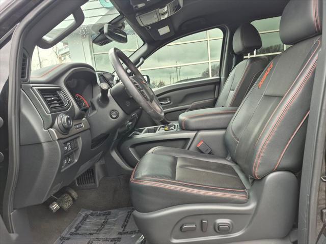 2020 Nissan TITAN Crew Cab PRO-4X 4x4