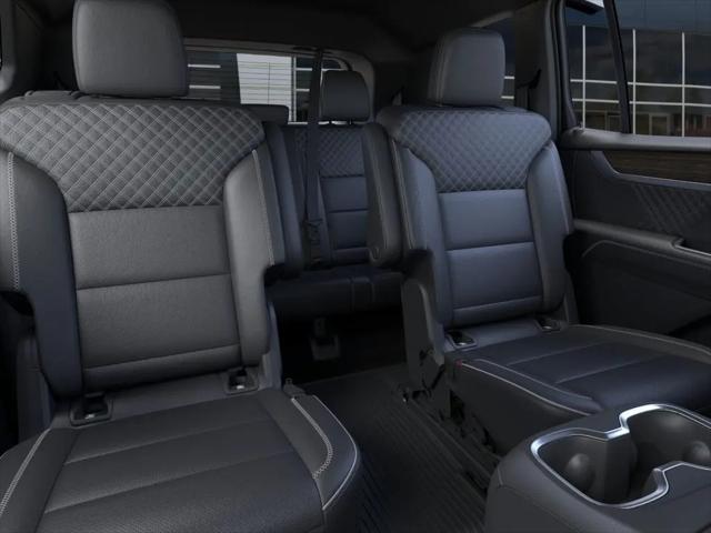 2026 GMC Acadia Denali FWD