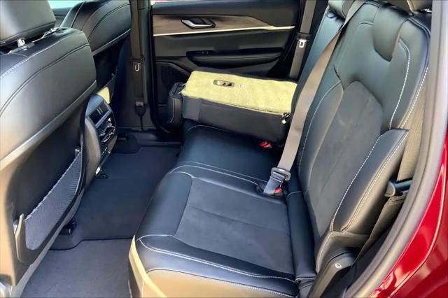 2026 Jeep Grand Cherokee Altitude 4x4