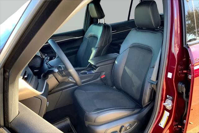 2026 Jeep Grand Cherokee Altitude 4x4