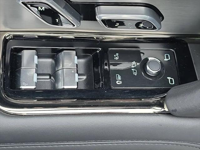 2025 Land Rover Range Rover Sport P360 SE