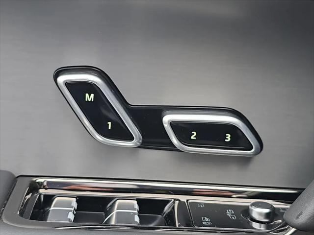 2025 Land Rover Range Rover Sport P360 SE