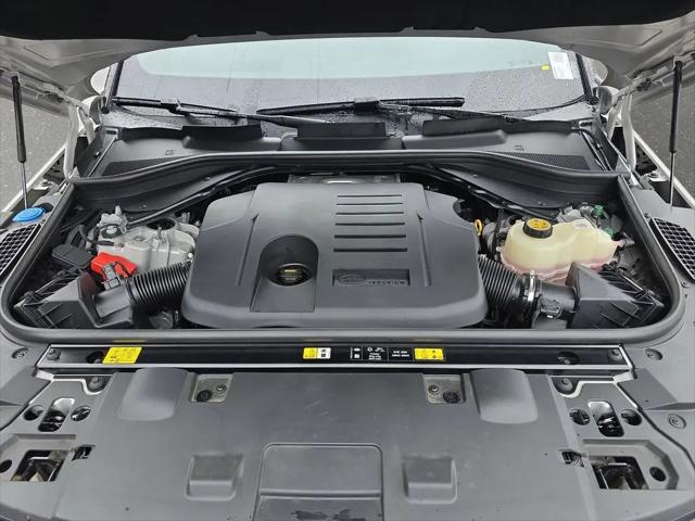 2025 Land Rover Range Rover Sport P360 SE