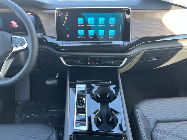 2026 Volkswagen Atlas SE with Technology