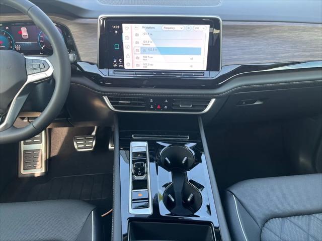 2026 Volkswagen Atlas SEL Premium R-Line