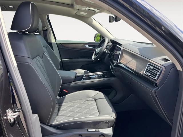 2026 Volkswagen Atlas SEL Premium R-Line