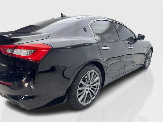 2020 Maserati Ghibli Standard