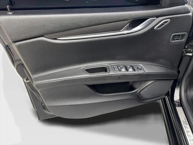 2020 Maserati Ghibli Standard
