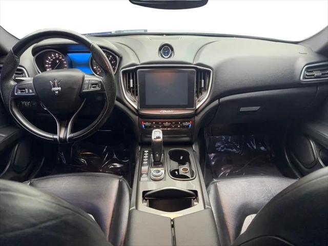 2020 Maserati Ghibli Standard
