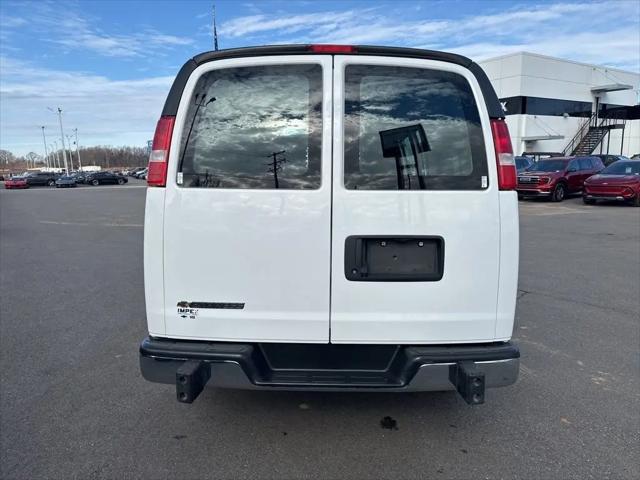 2023 Chevrolet Express Cargo Van RWD 2500 Regular Wheelbase WT