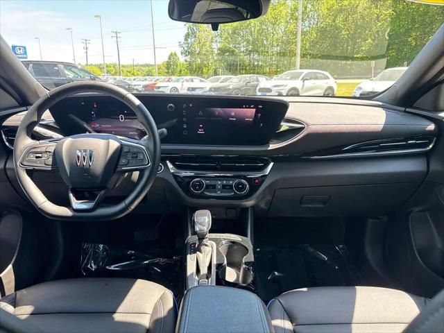 2025 Buick NV Sport Touring FWD