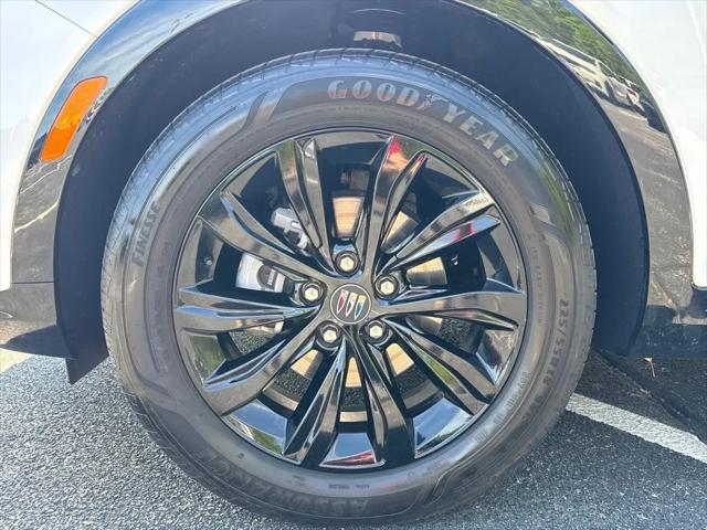 2025 Buick NV Sport Touring FWD