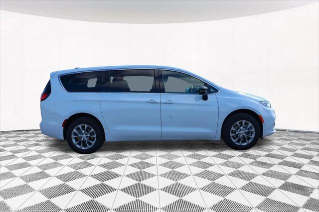 2026 Chrysler Pacifica Limited AWD