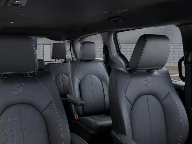 2026 Chrysler Pacifica Select AWD