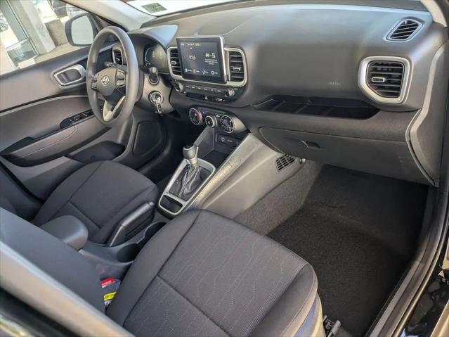 2026 Hyundai Venue SE