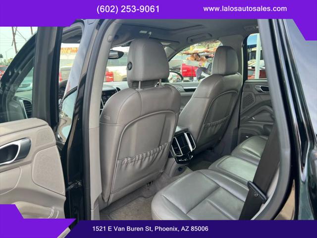 2013 Porsche Cayenne Base