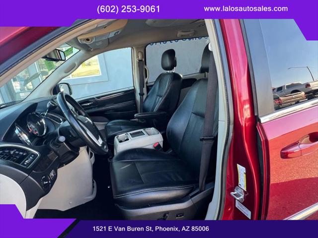 2015 Chrysler Town & Country Touring