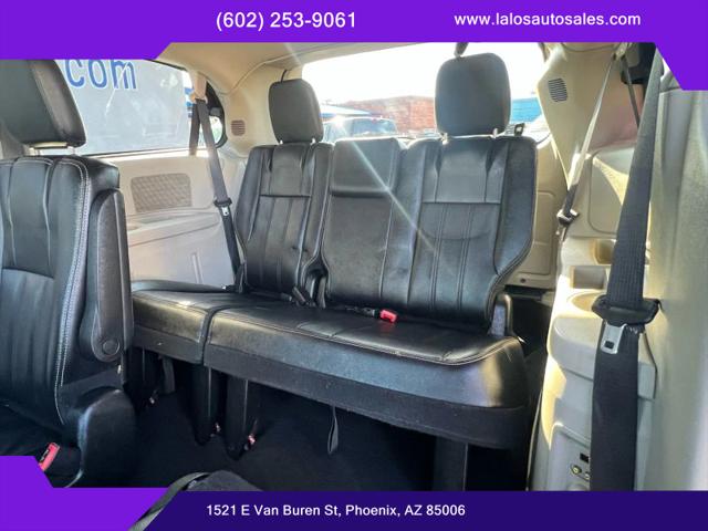 2015 Chrysler Town & Country Touring