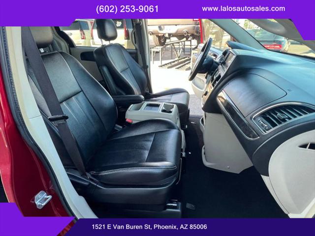 2015 Chrysler Town & Country Touring