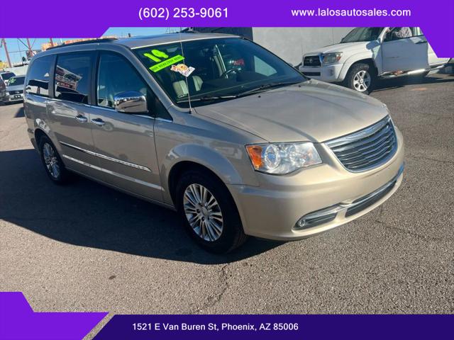 2014 Chrysler Town & Country Touring-L
