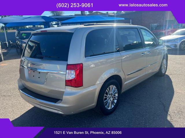 2014 Chrysler Town & Country Touring-L