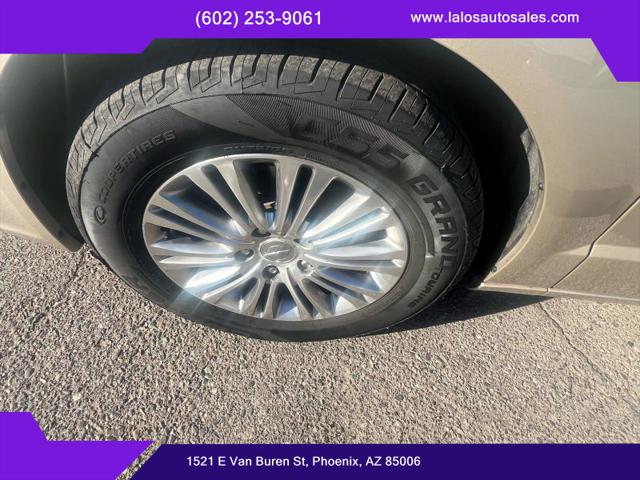 2014 Chrysler Town & Country Touring-L