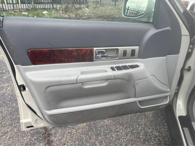 2004 Lincoln LS Base