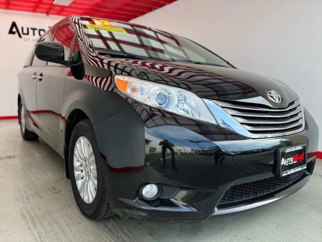 2017 Toyota Sienna Limited 7 Passenger