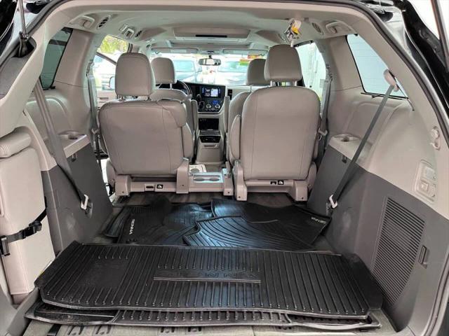 2017 Toyota Sienna Limited 7 Passenger