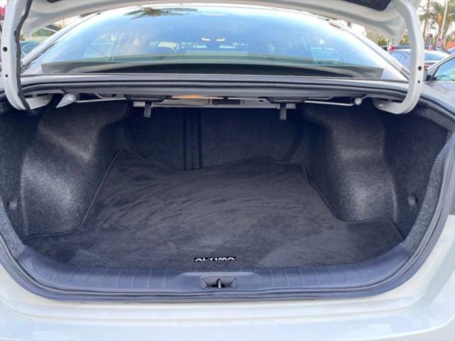 2022 Nissan Altima S FWD