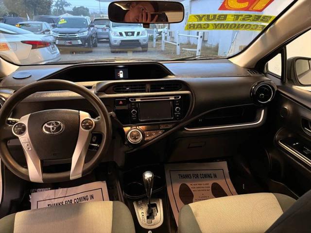 2015 Toyota Prius c One