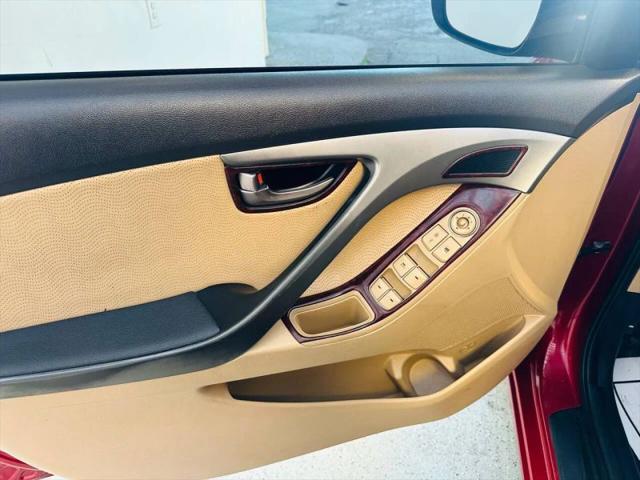 2012 Hyundai Elantra Limited (Ulsan Plant)