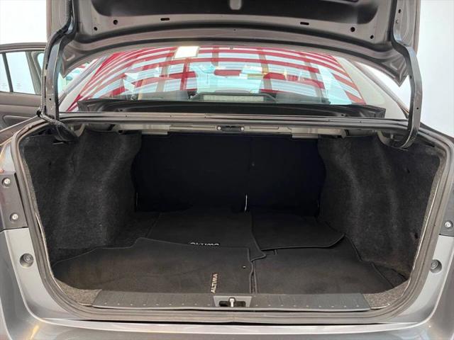 2020 Nissan Versa SR Xtronic CVT